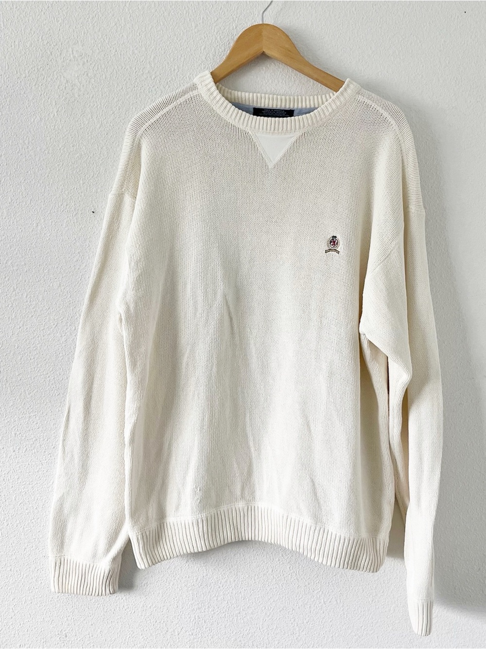 Vintage Tommy Hilfiger Ivory Men’s Large Preppy 90s Knit Crewneck Sweater - Picture 2 of 8